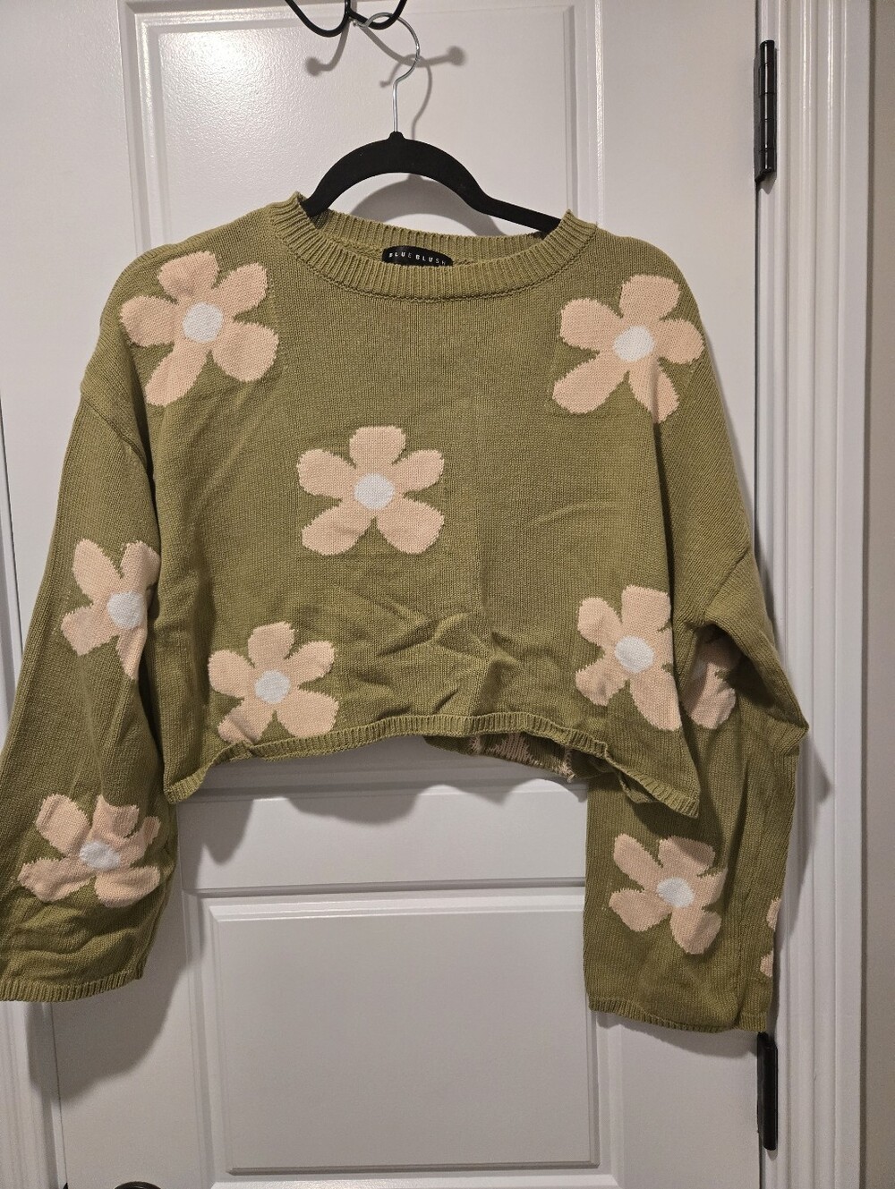 Blue Blush Floral Cropped Knit Sweater - Olive with Pink Flowers - Large
